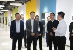 团省委书记殷世逸到校调研